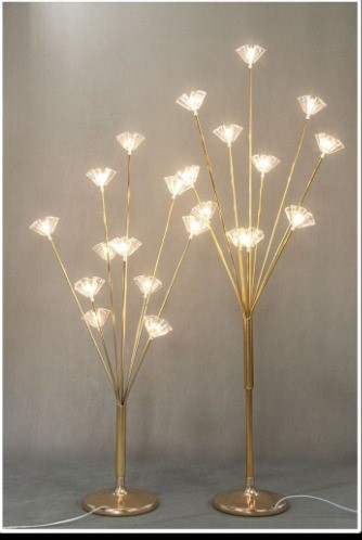 Crystal flower-style LED floor lamp with gold metal frame, 55.12 inches tall, dual warm and cool white light options, includes UK plug adapter